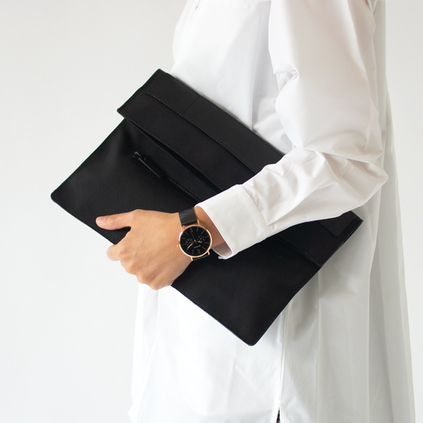 BERING Changes ユニセックス腕時計(BLACK BLACK)