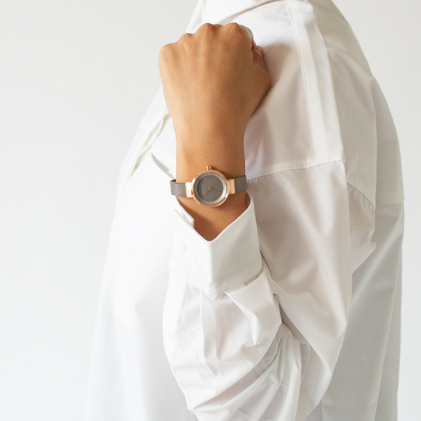 BERING Solar レディース腕時計(GRAY RODEGOLD)