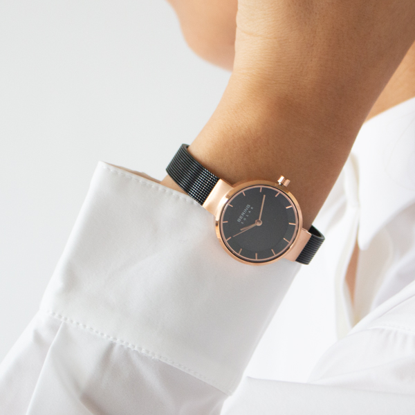 BERING Solar レディース腕時計(BLACK ROSEGOLD)