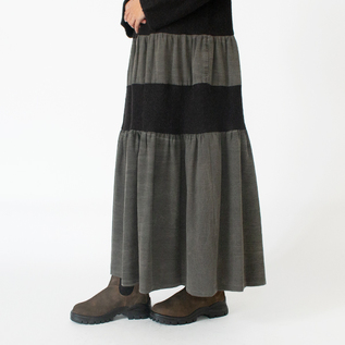 長めの着丈(身長160cm・ブラック)