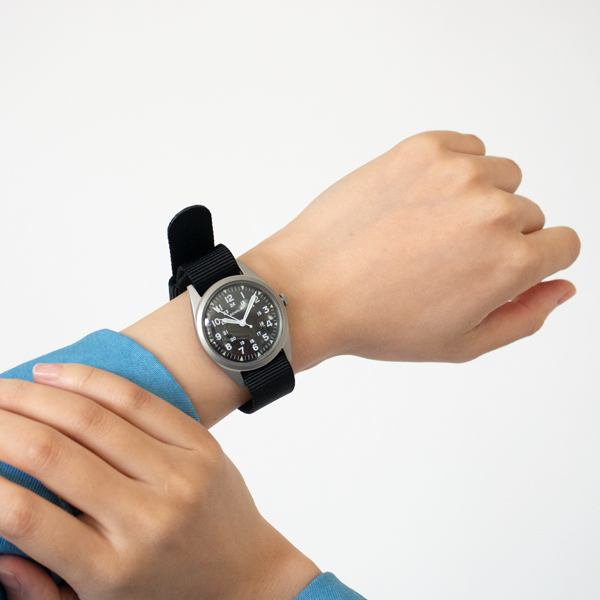 着用イメージ(SILVER BLACK) 着用イメージ(SILVER BLACK)