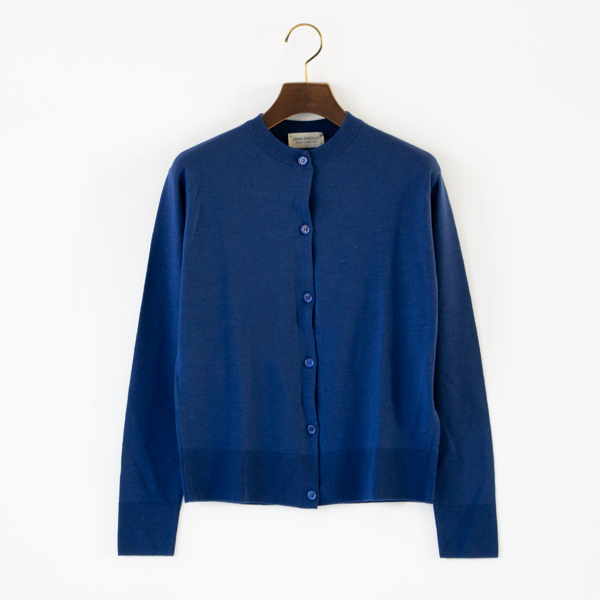 メリノウール クルーネックカーディガン A4670(LAPIS BLUE)
