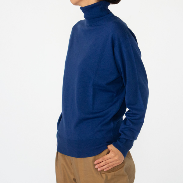 身長160cm(LAPIS BLUE/M)
