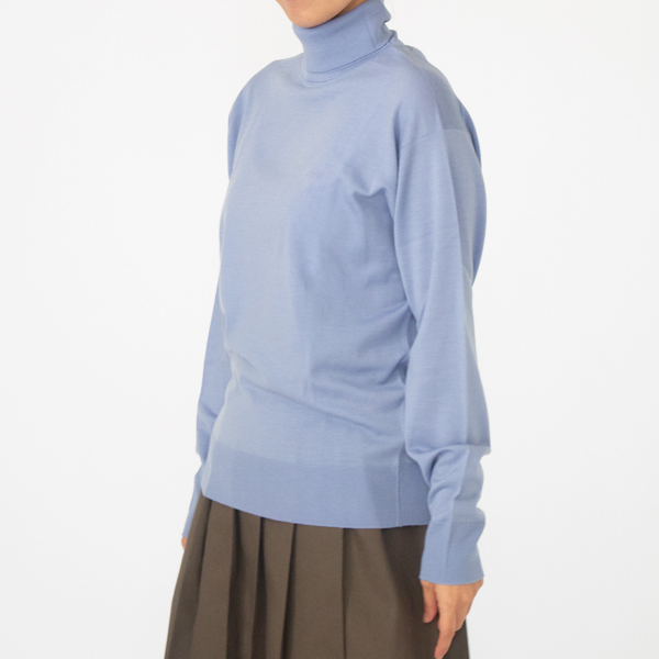 身長160cm(WINTER VIOLET/M)