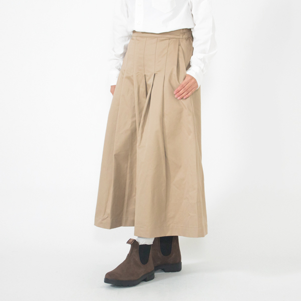 身長160cm・BEIGE