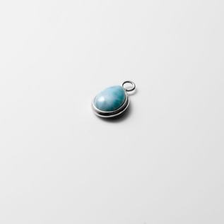 Larimar：ラリマー。石言葉は「安らぎ」「自己実現」「情熱」「平和」など