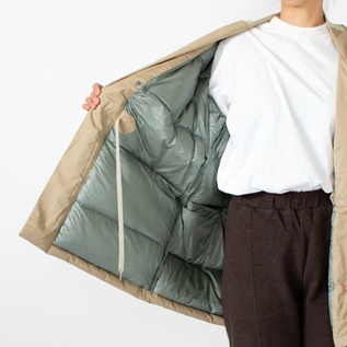 シンプルな作りのNANGAのダウンハンテン