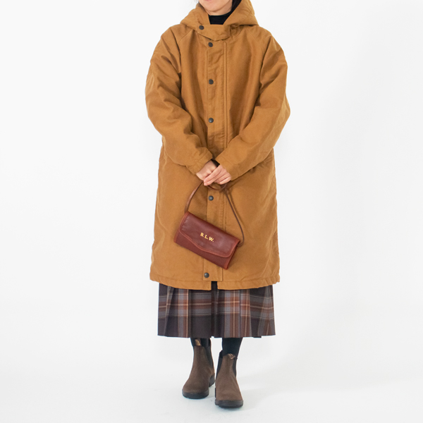 身長160cm・KHAKI
