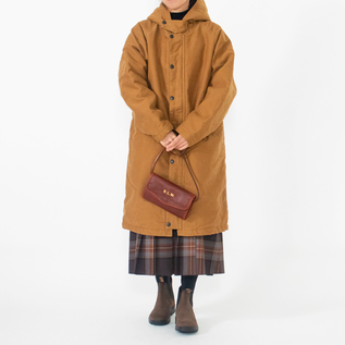 身長160cm・KHAKI