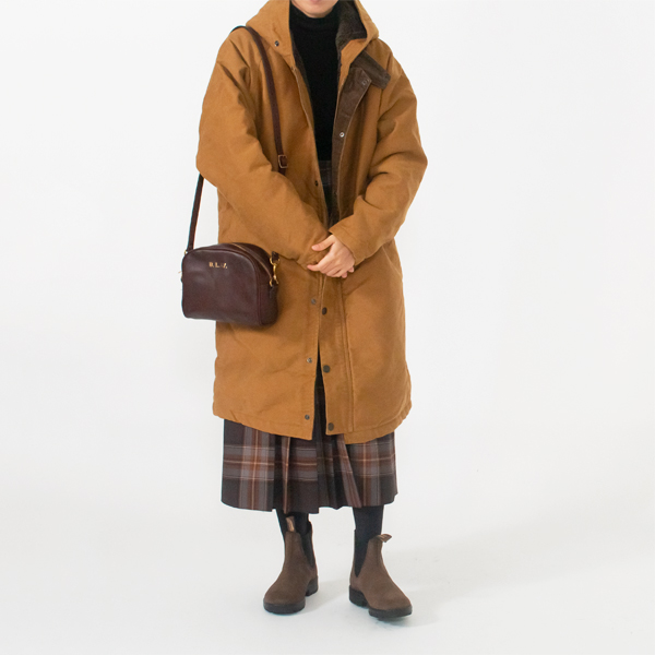 身長160cm・KHAKI