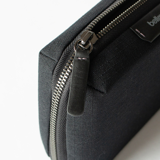 スムーズな開閉(Black) スムーズな開閉(Black)