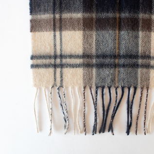 ウールカシミヤタータンマフラー／BARBOUR（バブアー）｜愛着を持って