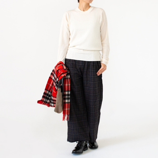 WHITE・身長160cm WHITE・身長160cm