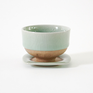 煎茶椀とセットで使えます(鍋島青瓷貫入) 煎茶椀とセットで使えます(鍋島青瓷貫入)