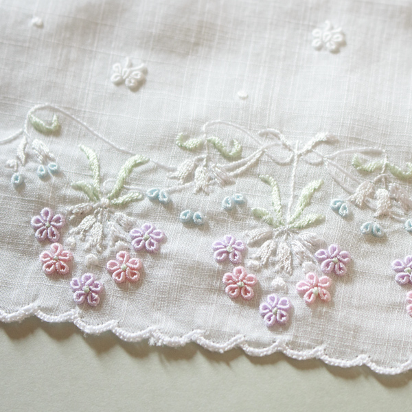 可憐なブーケの刺繍(ブーケ)