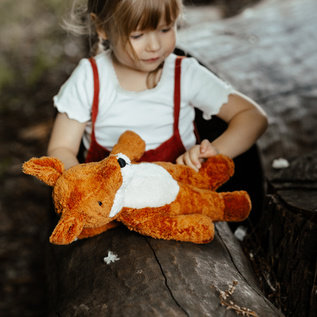 ぬいぐるみ KFEN title . ／ #かみさまキツネとサラリーマン より BIGぬいぐるみの