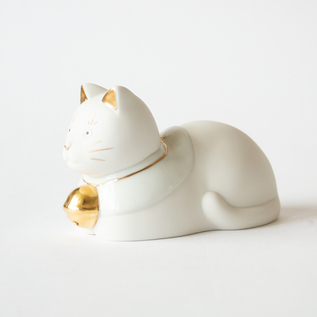 CHOEMON SEATED CAT