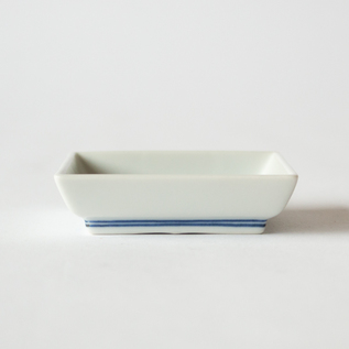 角小皿／上出長右衛門窯（かみでちょうえもんがま）｜愛着を持って