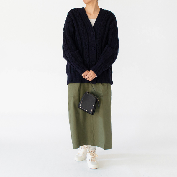 身長160cm・GREY