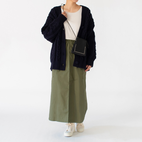 身長160cm・GREY