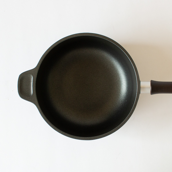 味わい鍋（無水調理鍋） 片手(20cm)