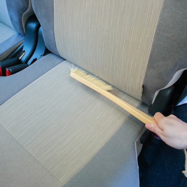 車の座席の掃除 車の座席の掃除