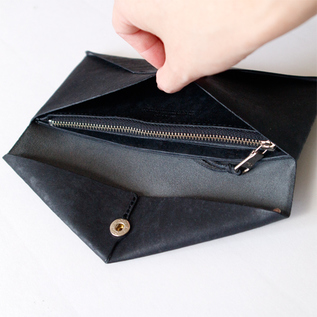 エンベロープウォレット／Dono（ドーノ）｜愛着を持ってずっと使いたい