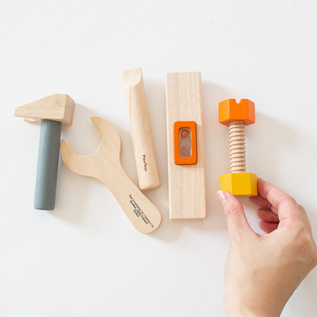 木製のかわいい工具 木製のかわいい工具
