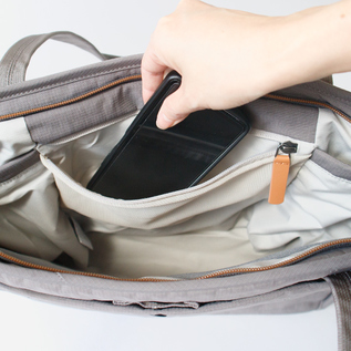 ベルロイ　Tokyo Wonder Tote 12L bellroy Amazon.com: Bellroy Tokyo Wonder Tote (12L laptop tote bag