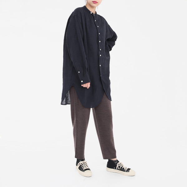 BROWN(モデル身長 171cm)