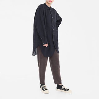 BROWN(モデル身長 171cm)
