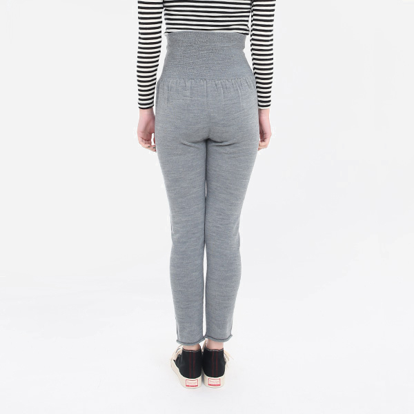 GREY(モデル身長 171cm)