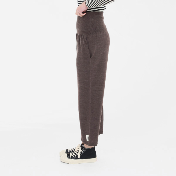 BROWN(モデル身長 171cm)