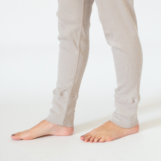 窮屈感のない長めの丈(GREY) 窮屈感のない長めの丈(GREY)
