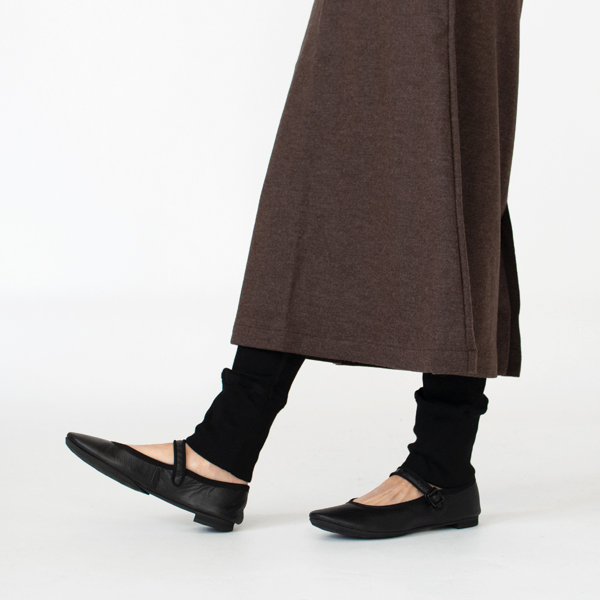 スカートの寒さ対策に(BLACK)