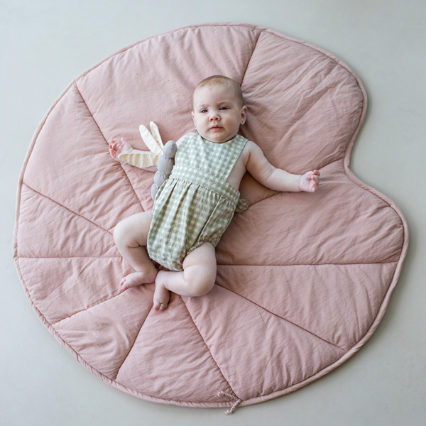 生まれたての赤ちゃんに(VINTAGE NUDE) 生まれたての赤ちゃんに(VINTAGE NUDE)