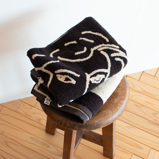 アートのような存在感(Henri Matisse/Charcoal×Cream) アートのような存在感(Henri Matisse/Charcoal×Cream)