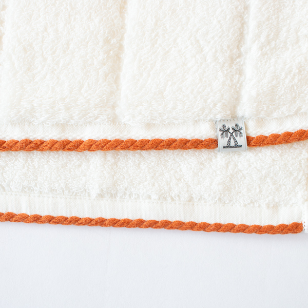 WHIT/APRICOT ORANGE