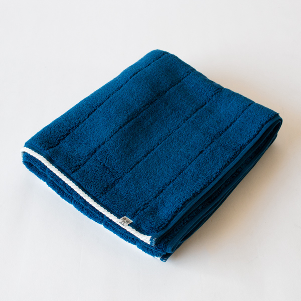 COLORED/TWILIGHT BLUE PREMIUM CABIN バスタオル COLORED/TWILIGHT BLUE PREMIUM CABIN バスタオル