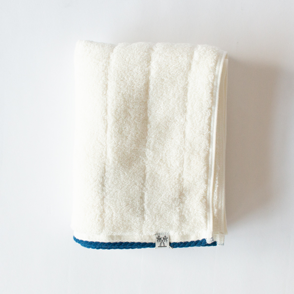 WHITE/TWILIGHT BLUE