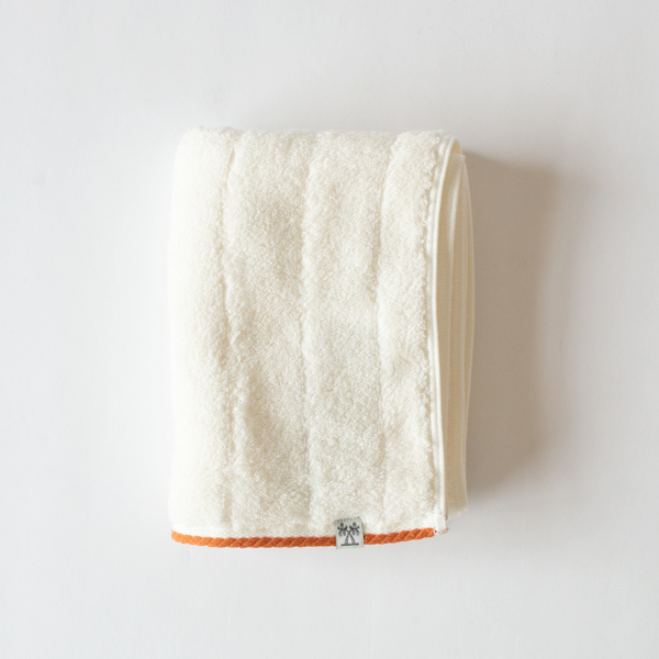 WHIT/APRICOT ORANGE