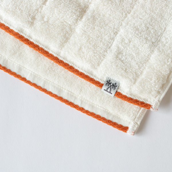 APRICOT ORANGE
