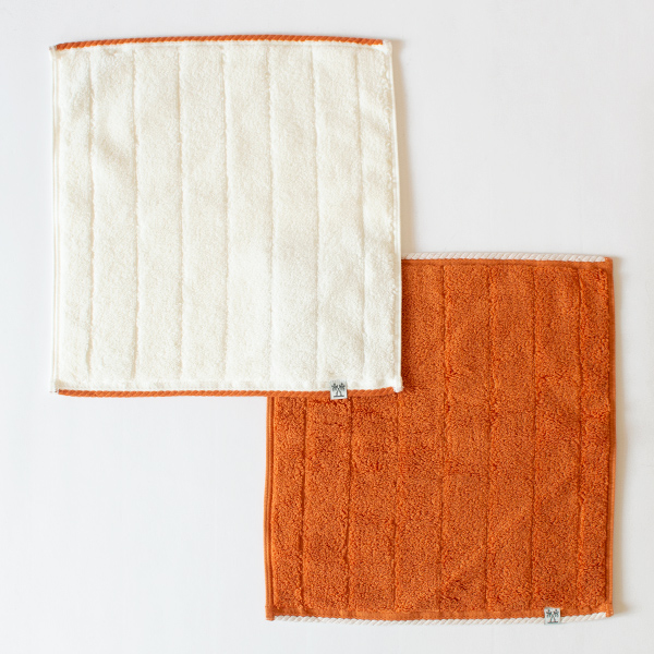 APRICOT ORANGE