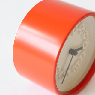 小さな時計（掛け時計）／渡辺力 （わたなべりき）｜愛着を持って