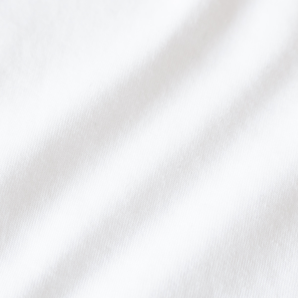 さらっとしたクリアな肌触り(WHITE)