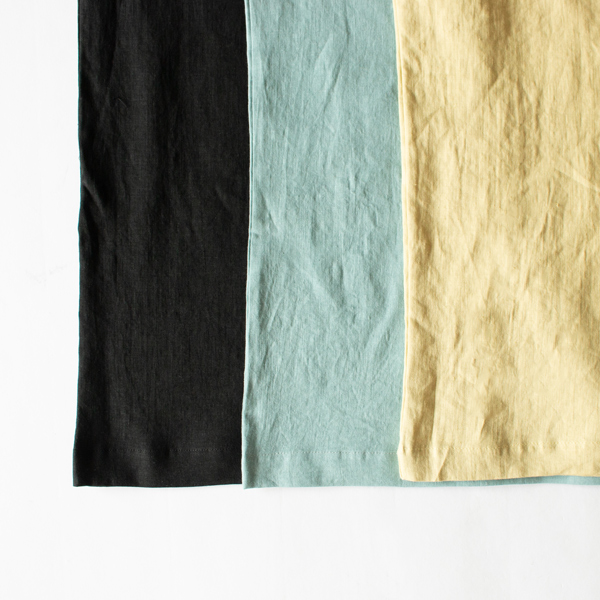 3色ご用意しました（左からBLACK、ALPINE BLUE、YELLOW）