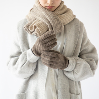 ジャガードヤクウールマフラー／SHOKAY（ショーケイ）｜愛着を持って