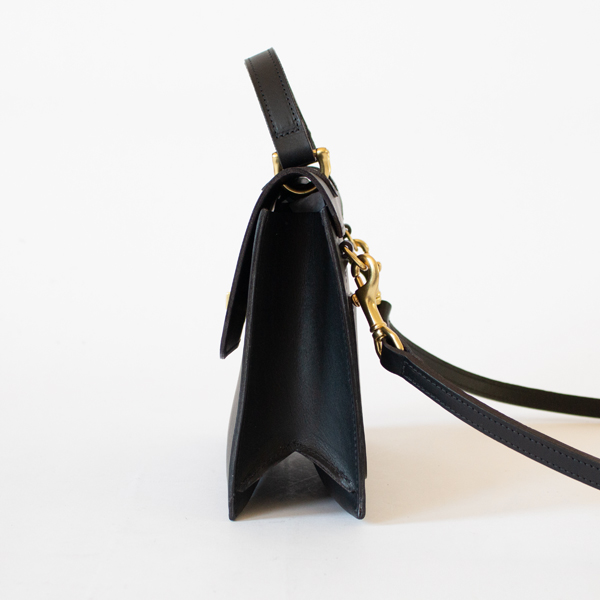 レザーバッグ　HEBE(black)