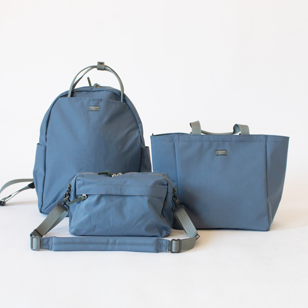 SIMPLICITY限定カラー DUSTY BLUE