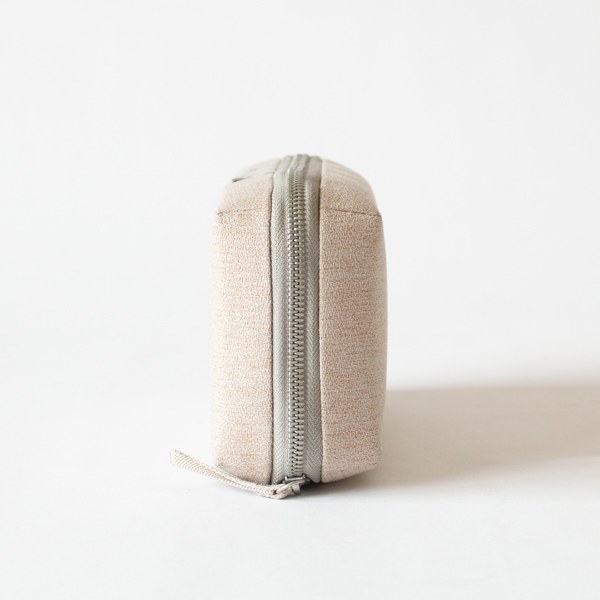 Tech Kit ポーチ(Saltbush)